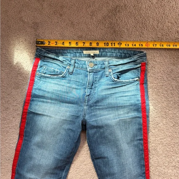 Joie Bon Vouage Jeans. - Picture 7 of 9